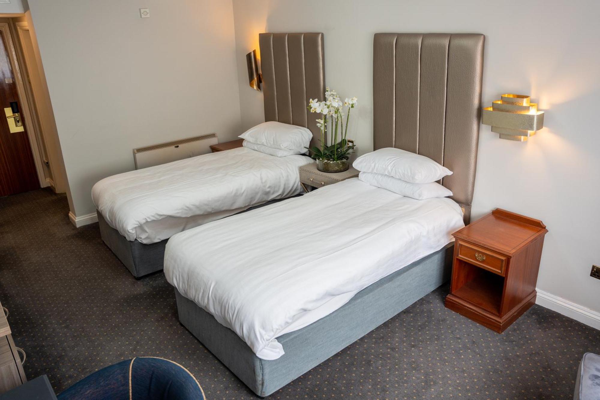 The Pear Tree Inn & Country Hotel Hindlip المظهر الخارجي الصورة
